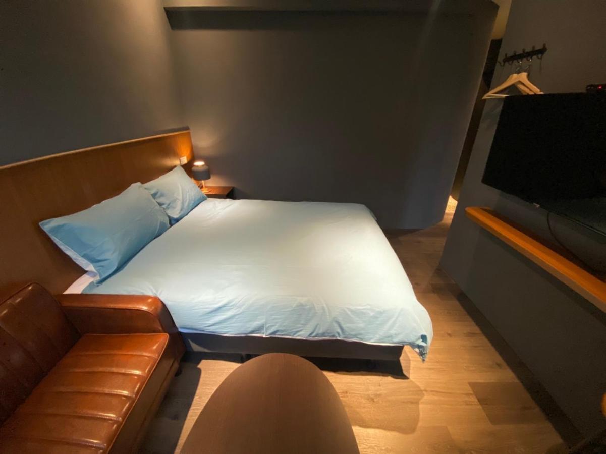 良文旅2館ryou Hotel Vintage - II Tainan Exterior foto